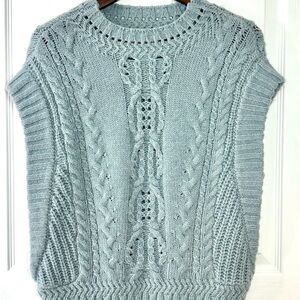 Women's Cable Knit Sweater Vest - Gray